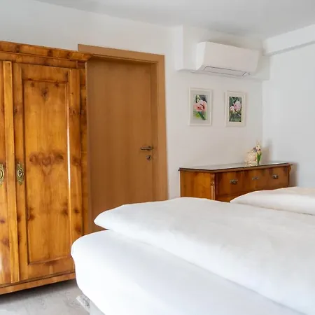 Modern In The Center Of バート・イシュル