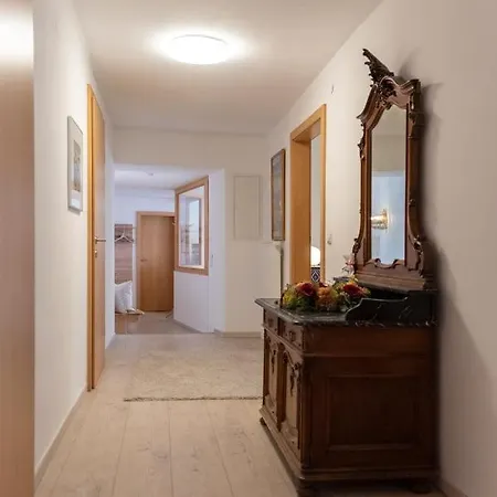 Modern In The Center Of Apartment Bad Ischl