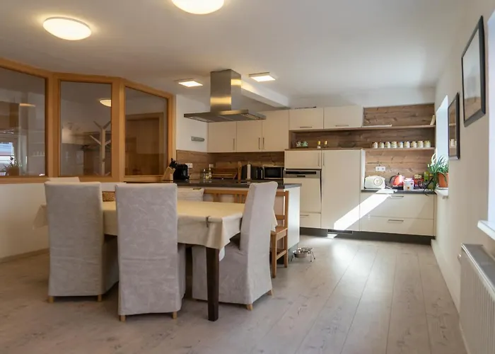 Апартаменты Modern In The Center Of *