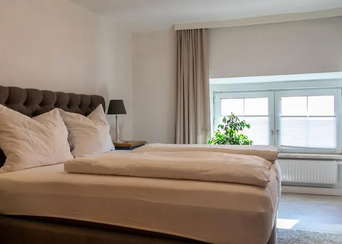 Modern In The Center Of באד אישל