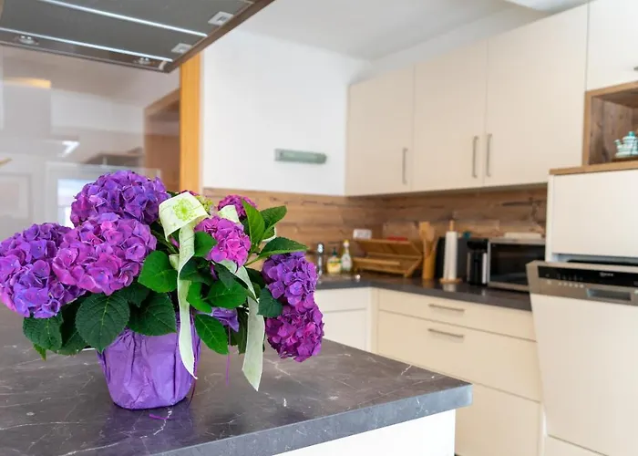 Апартаменты Modern In The Center Of *