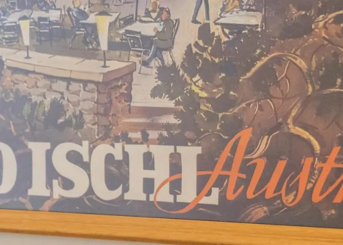 Modern In The Center Of Бад-Ишль